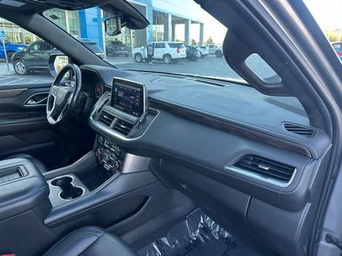 Used 2021 Chevrolet Suburban Z71 w/ Z71 Off-Road Package AWD/4WD image 20