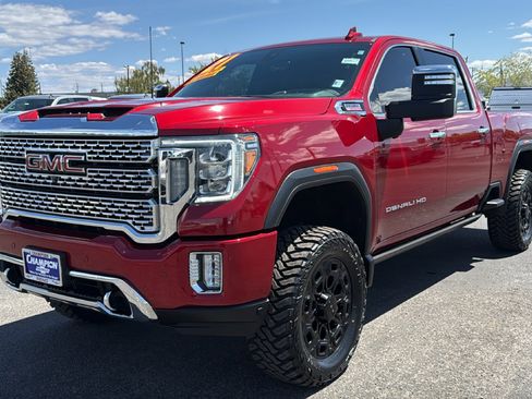 Used 2021 GMC Sierra 2500 Denali w/ Denali Ultimate Package AWD/4WD image 1