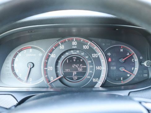 Used 2017 Honda Accord Sport image 28