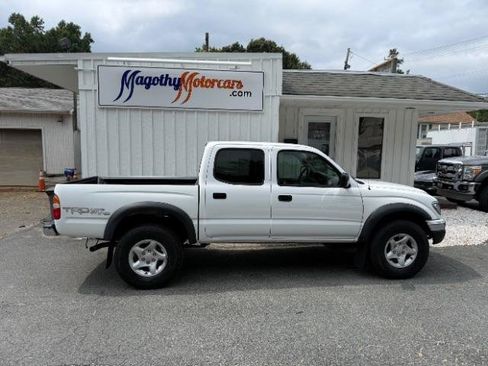 Used 2004 Toyota Tacoma 4x4 Double Cab image 2
