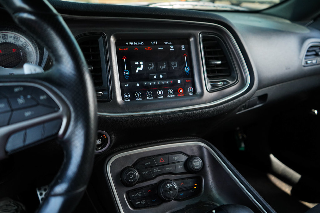 Used 2019 Dodge Challenger R/T w/ Shaker Package RWD image 6