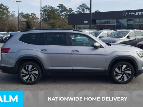 Used 2024 Volkswagen Atlas SE image 5