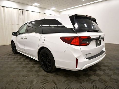 Certified 2025 Honda Odyssey Sport-L image 5