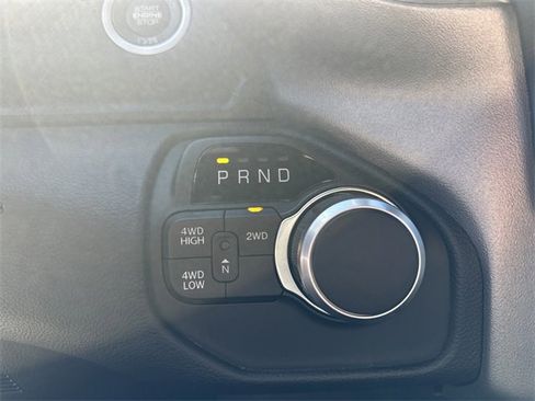 Used 2024 RAM 2500 Big Horn w/ Bed Utility Group image 30