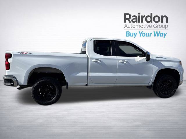 Used 2022 Chevrolet Silverado 1500 LT AWD/4WD image 8