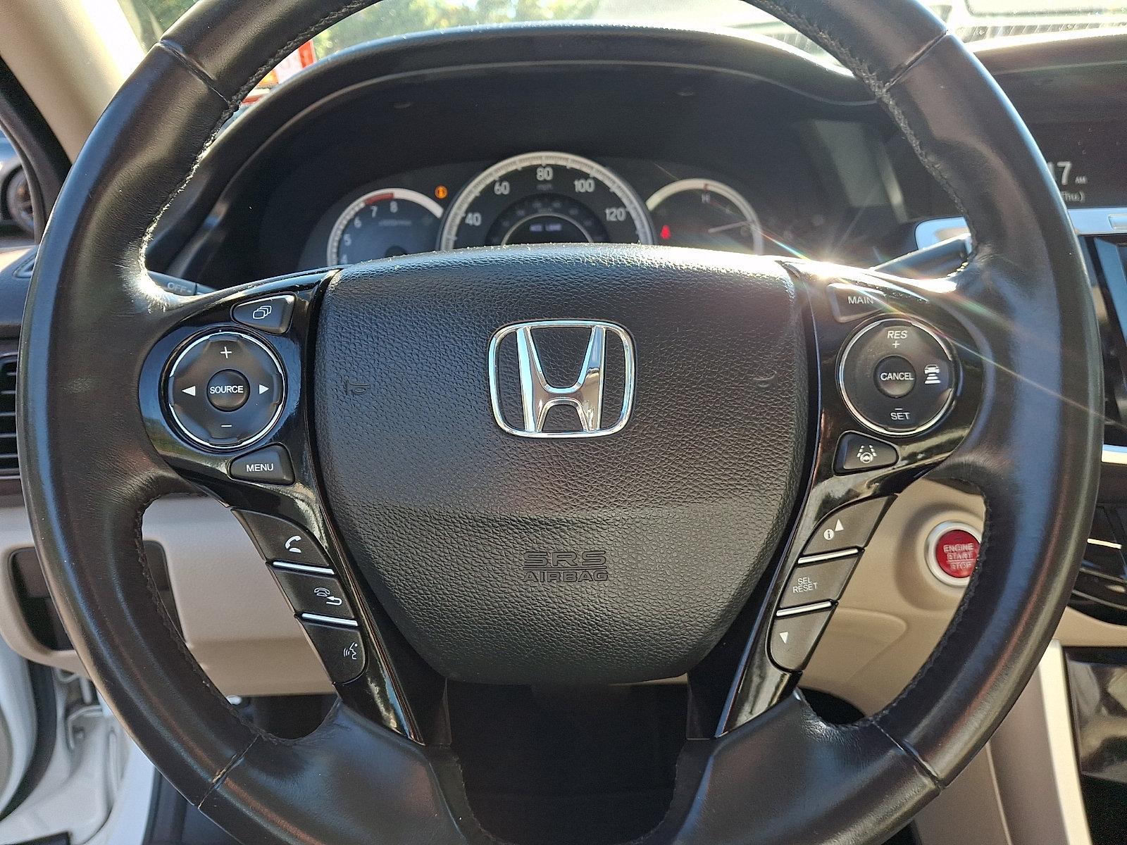 Certified 2017 Honda Accord EX-L image 25
