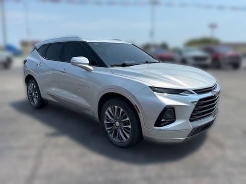 Used 2021 Chevrolet Blazer Premier FWD image 4