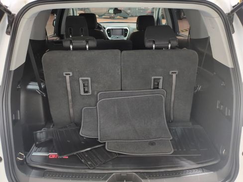 Used 2018 GMC Acadia SLE FWD image 14