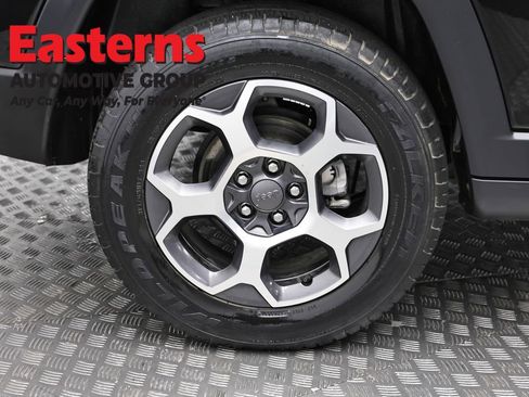 Used 2022 Jeep Compass Trailhawk w/ Trailhawk Elite Group image 33