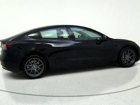 Used 2022 Tesla Model 3 RWD image 8