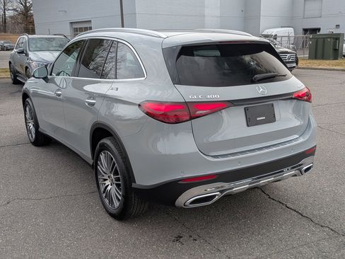 Certified 2025 Mercedes-Benz GLC 300 4MATIC image 5