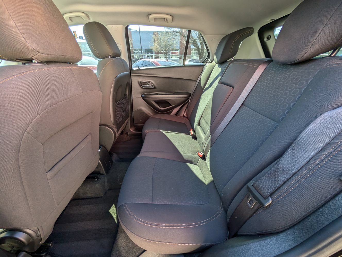 Used 2020 Chevrolet Trax LS FWD image 17
