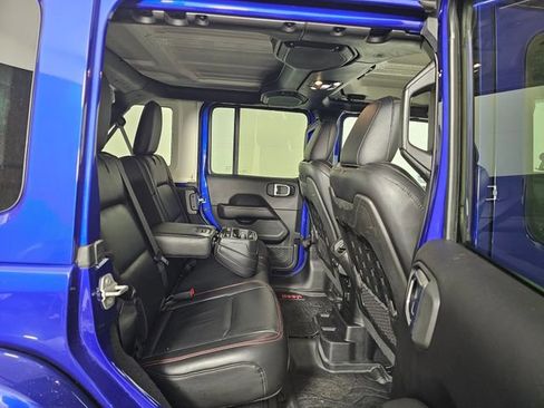 Used 2020 Jeep Wrangler Unlimited Rubicon w/ Uconnect 4C Nav & Sound Group image 13