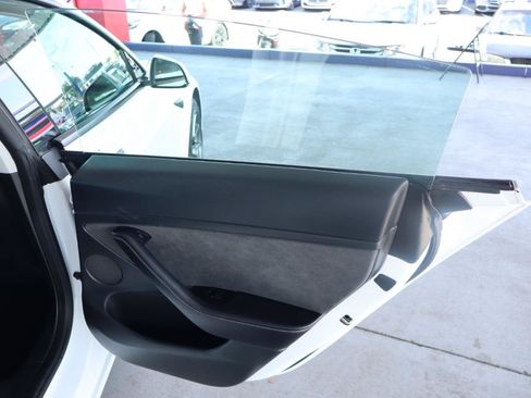 Used 2023 Tesla Model 3 Standard Range RWD image 29
