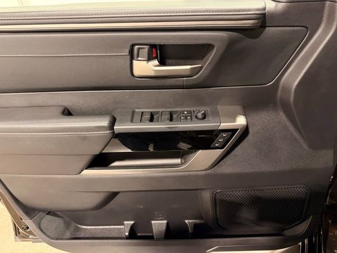 Used 2022 Toyota Tundra Limited w/ Power Package image 14