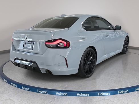 Used 2025 BMW 230i Coupe w/ M Sport Package image 7