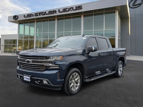 Used 2019 Chevrolet Silverado 1500 High Country w/ Technology Package image 7