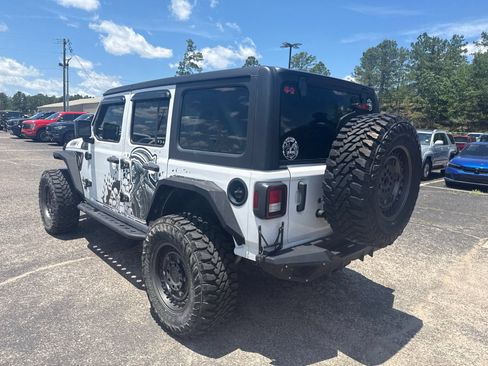 Used 2022 Jeep Wrangler Unlimited Sport AWD/4WD image 5