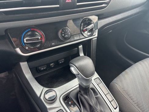 Used 2022 Kia Seltos LX AWD/4WD image 23