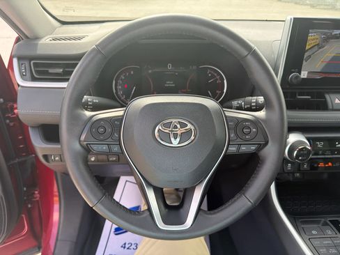 Used 2024 Toyota RAV4 XLE w/ Convenience Package image 17