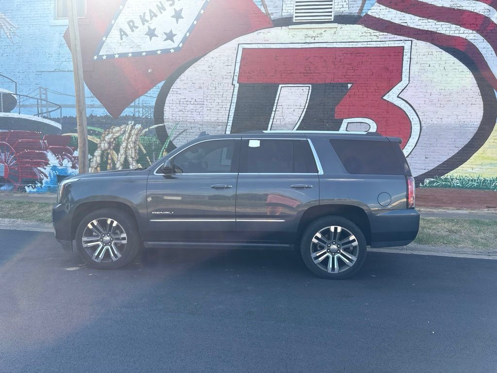 Used 2019 GMC Yukon Denali w/ Denali Ultimate Package RWD image 3