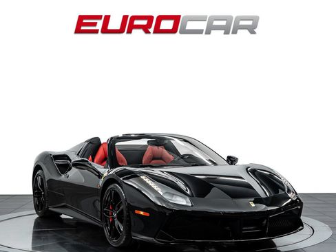 Used 2018 Ferrari 488 Spider RWD image 9