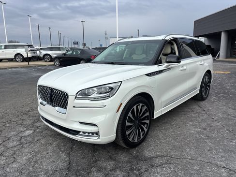 Certified 2023 Lincoln Aviator Black Label Grand Touring image 3