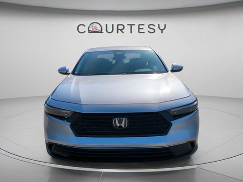 Certified 2023 Honda Accord LX image 9