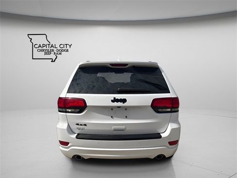 Used 2015 Jeep Grand Cherokee Altitude image 7