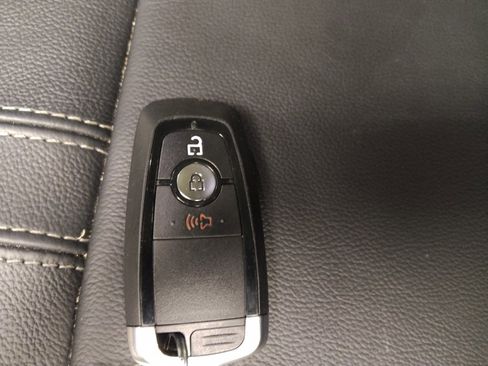 Used 2019 Ford Ranger Lariat RWD image 32