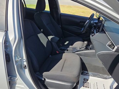 Used 2023 Toyota Corolla LE image 15