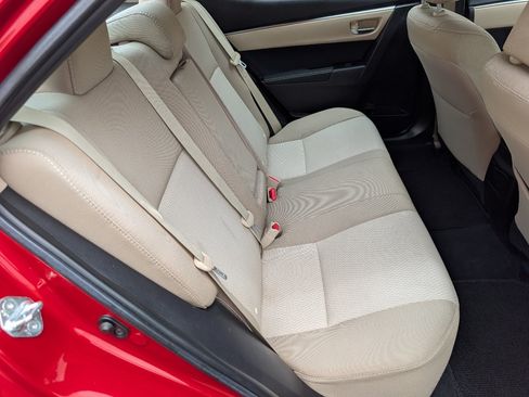 Used 2016 Toyota Corolla LE FWD image 5