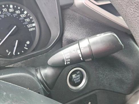 Used 2022 Toyota Tundra SR5 w/ Convenience Package RWD image 18