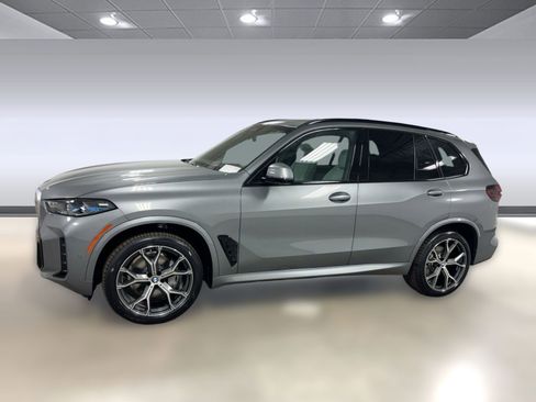 New 2026 BMW X5 sDrive40i w/ M Sport Package image 2