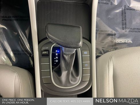 Used 2024 Hyundai Kona SEL FWD image 38