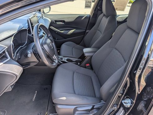 Used 2021 Toyota Corolla SE w/ Carpet Mat Package (TMS) FWD image 2