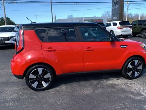 Used 2017 Kia Soul + w/ Designer's Package image 6