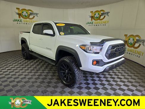 Used 2023 Toyota Tacoma TRD Off-Road AWD/4WD image 1