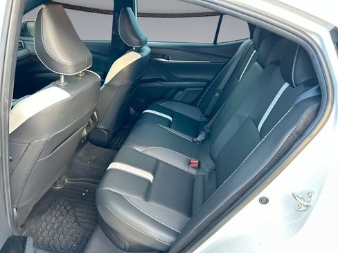 Used 2025 Toyota Camry SE FWD image 30