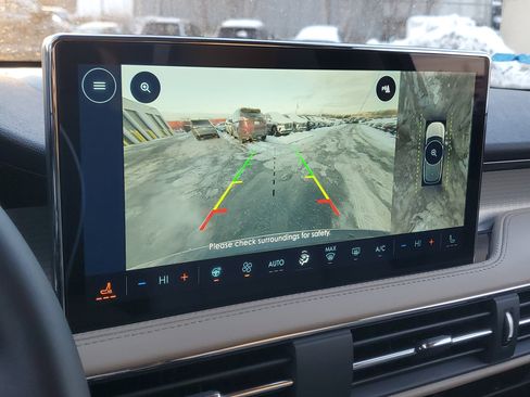 New 2026 Lincoln Corsair Premiere image 20