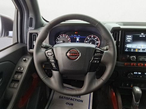 New 2025 Nissan Frontier Pro-X w/ Pro Convenience Package RWD image 12