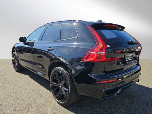 Certified 2024 Volvo XC60 T8 Ultimate w/ Protection Package Premier AWD/4WD image 6
