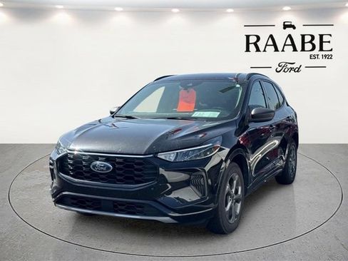 Used 2023 Ford Escape ST-Line w/ Tech Pack #1 AWD/4WD image 13