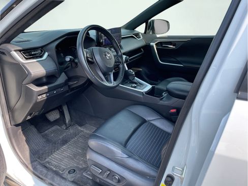 Certified 2023 Toyota RAV4 XSE w/ XSE Grade Weather Package AWD/4WD image 9