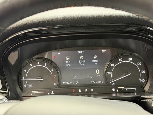 Used 2020 Lincoln Corsair AWD w/ Premium Package image 17