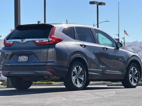 Used 2018 Honda CR-V LX image 5