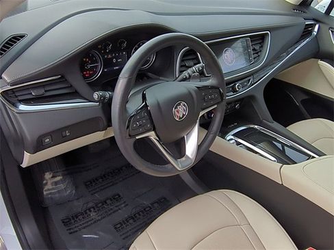 Used 2023 Buick Enclave Essence w/ Experience Buick Package image 9