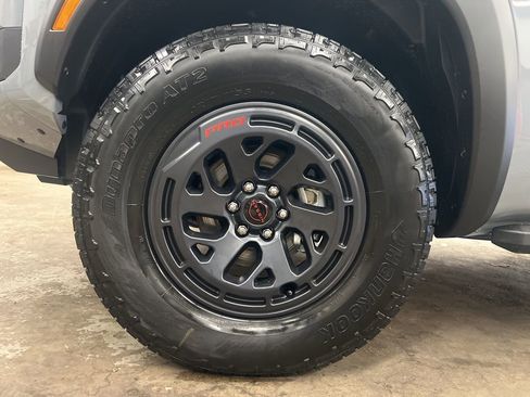 New 2026 Nissan Frontier PRO-4X w/ Pro-4x Convenience Package image 22