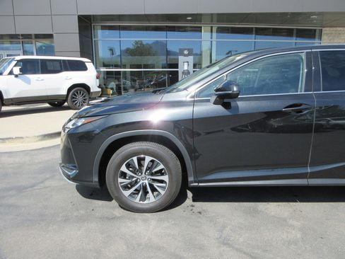 Used 2022 Lexus RX 350 AWD w/ 3500 lbs Tow Prep Package image 2