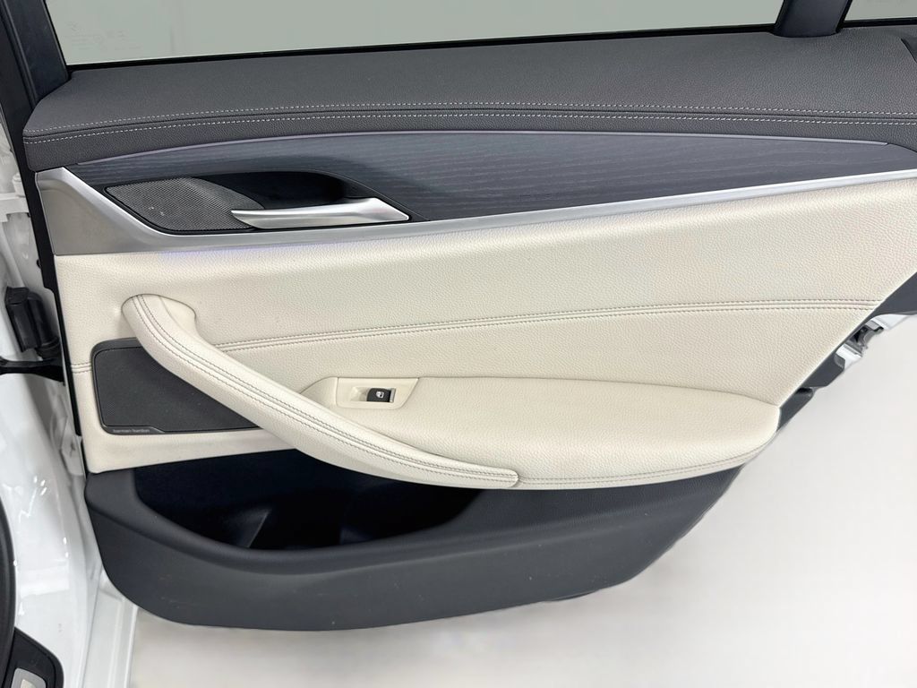 Certified 2023 BMW 530i w/ Premium Package RWD image 26